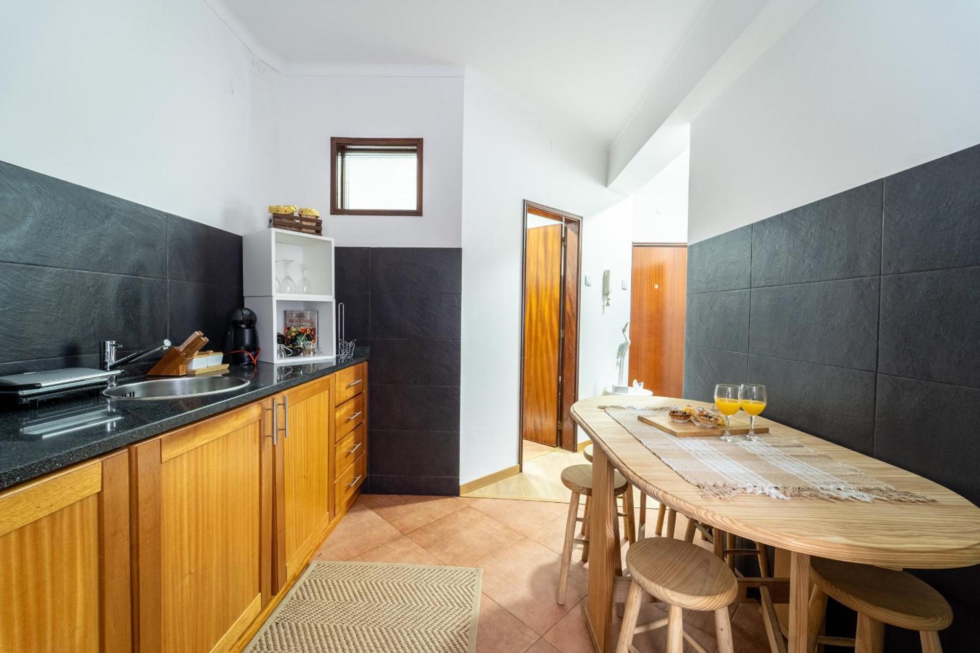 Casino And Beach Apartment By House And People Повуа-ди-Варзин Экстерьер фото